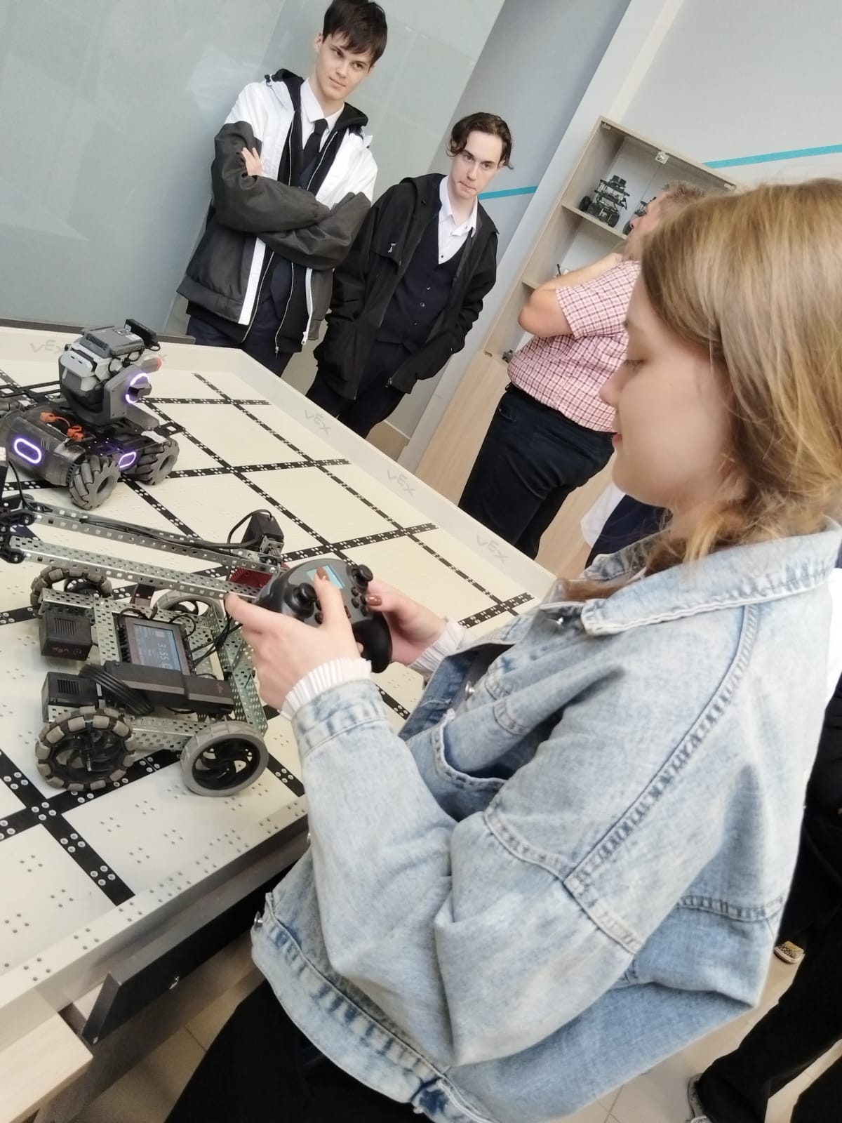 Учащиеся выпускных классов посетили технопарк в рамках профориентационной экскурсии